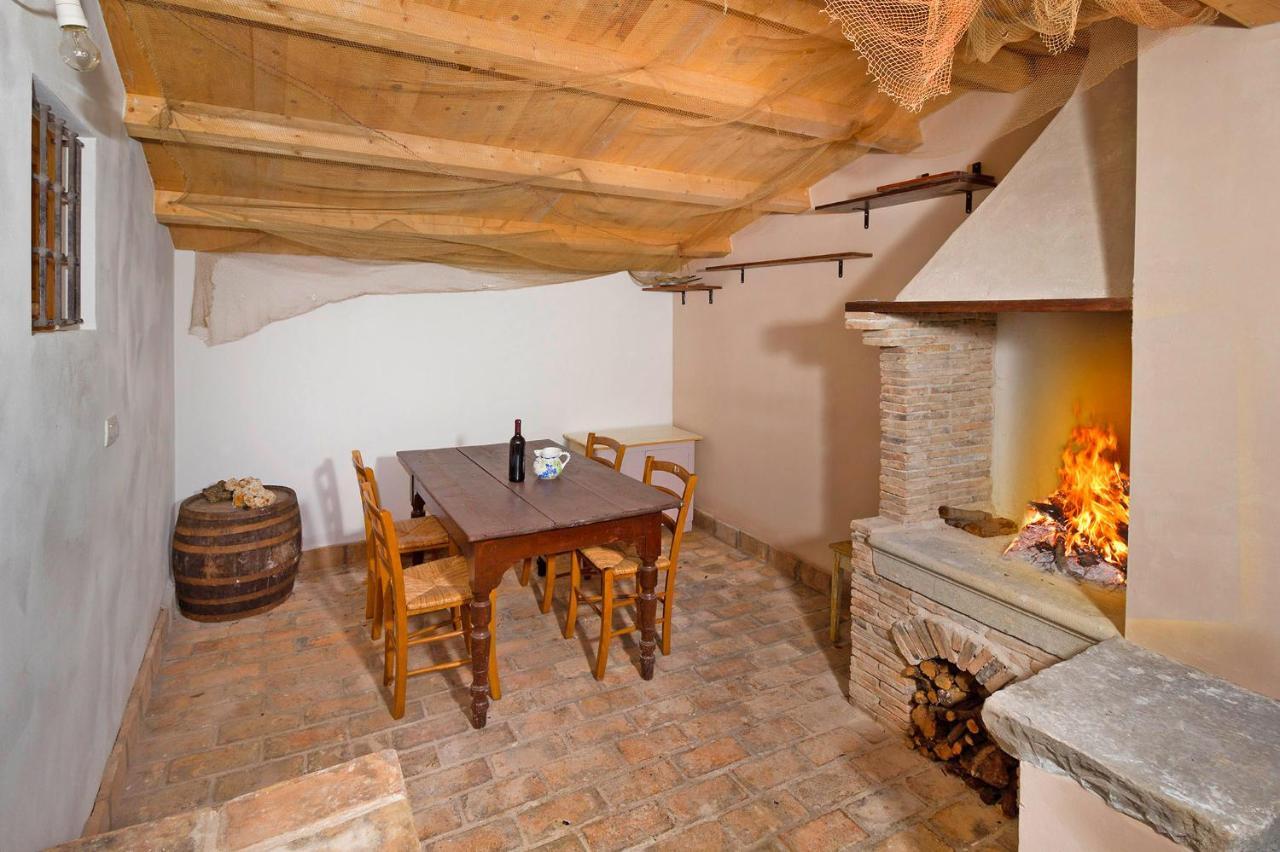 Villa Roinizza in Prtlog  Labin  Exterior foto
